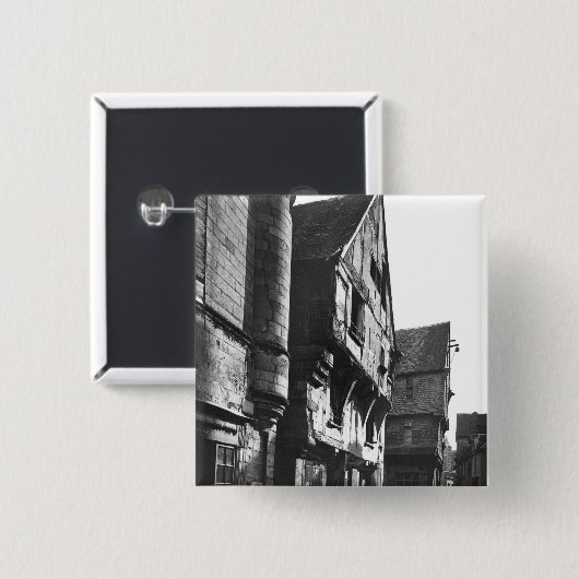 Alte Häuser bei großartigem Carroi Button (Vorne & Hinten)