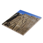 Alte Hieroglyphen an der Wand, Tempel von Karnak, Fliese (Seite)