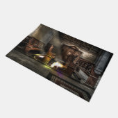 Alte Holzkirchenbank mit Kneelerfußmatte Fußmatte (Schrägansicht)