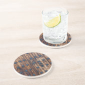 Alte kleine Tür innerhalb einer großen, verstärkte Untersetzer (Seite)