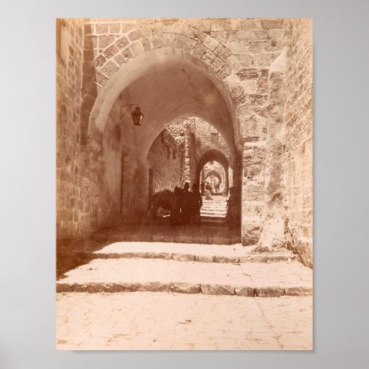 Alte Kopfsteinallee in Jerusalem Poster (Vorne)