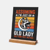 Alte Lady-Hund-Warnung Retro Acrylschild (Winkel)
