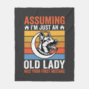 Alte Lady-Hund-Warnung Retro Fleecedecke