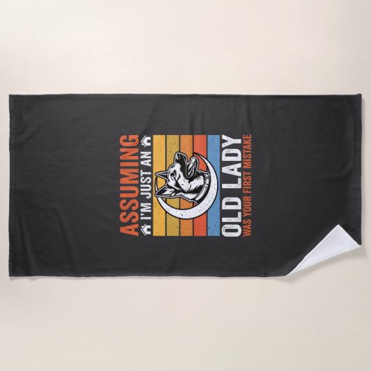 Alte Lady-Hund-Warnung Retro Strandtuch (Vorderseite)