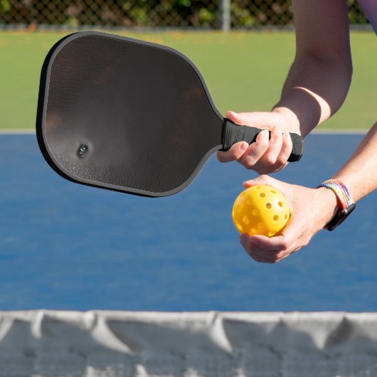 Alte Lederdecke Pickleball Schläger (InSitu)