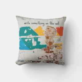 Alte Mauer mit Graffiti Kissen