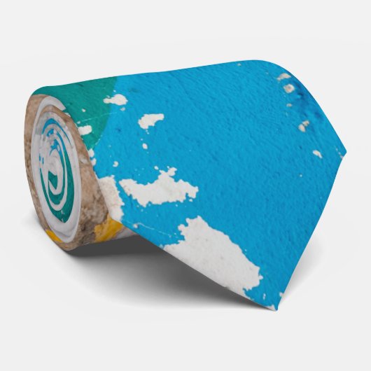 Alte Mauer mit Graffiti Krawatte (Gerollt)