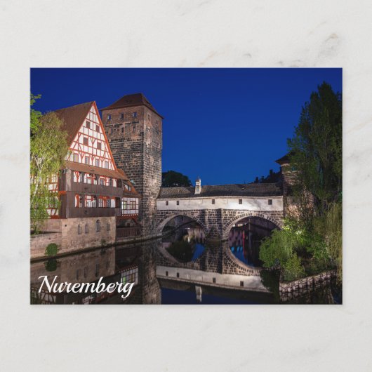 Alte mittelalterliche Brücke am Abend in Nürnberg Postkarte (Vorderseite)