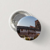 Alte mittelalterliche Brücke in Nürnberg, Deutschl Button (Vorne & Hinten)