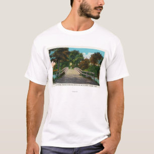 Alte Nordbrücken-Ansicht der winzigen Mann-Statue T-Shirt