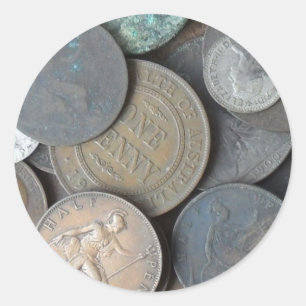 alte Pennys der Münzen hauptsächlich und halbe Runder Aufkleber