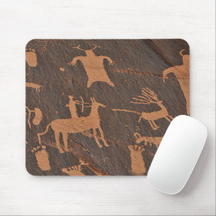 Alte Petroglyphen auf Newspaper Rock indianischer Mousepad