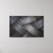 Alte Reifen zum Recycle Leinwanddruck (Vorderseite)