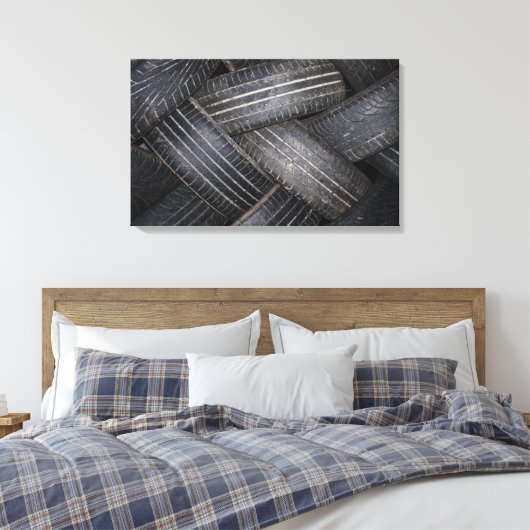 Alte Reifen zum Recycle Leinwanddruck (Insitu (Schlafzimmer))