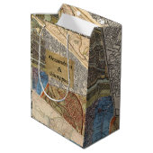 Alte Reise zeichnet Vintage Collage, individuelle Mittlere Geschenktüte (Rückseite Schrägansicht)