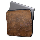Alte Rostige Laptopschutzhülle (Vorderseite Links)