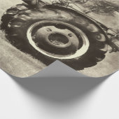 Alte rustikale Sepia Vintage Landfarm Traktor Geschenkpapier (Ecke)