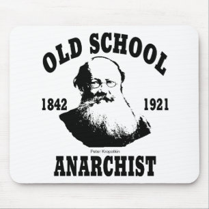 Alte Schule -- Peter Kropotkin Mousepad