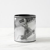 ALTE SCHULE-SKATEBOARDER - SO ROLLTEN WIR. TASSE (Zentrum)