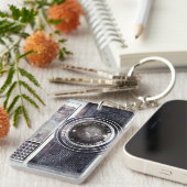 Alte schwarze Kamera Schlüsselanhänger (Vorderseite rechts)