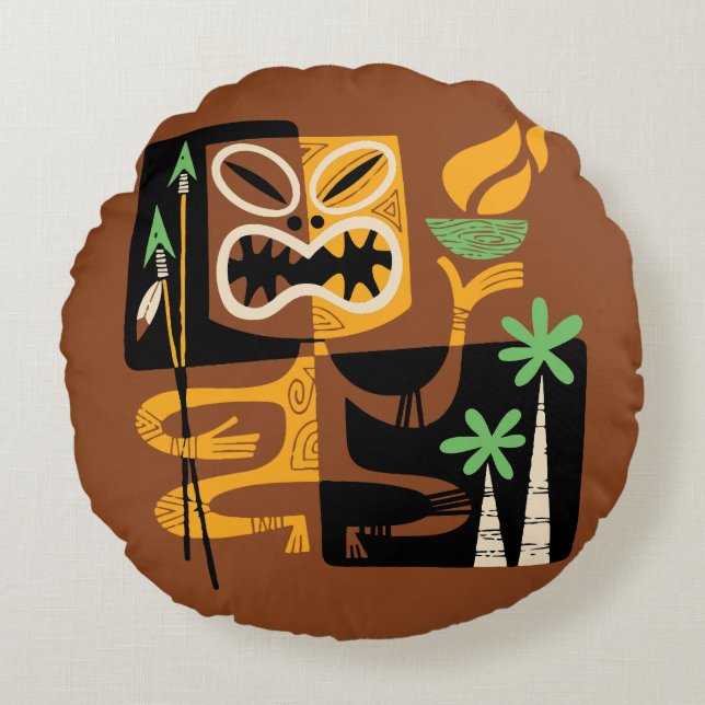 Alte Stammesrituale: Mann mit Feuer und Speere Rundes Kissen (Vorderseite)