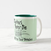 Alte Stricker Zweifarbige Tasse (VorderseiteRechts)