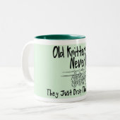 Alte Stricker Zweifarbige Tasse (Vorderseite Links)