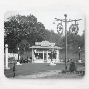 Alte Tankstelle, 1925 Mousepad