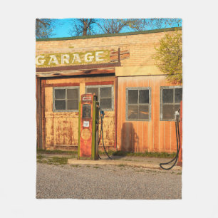 Alte Tankstelle im ländlichen Utah, USA. Vintag, Fleecedecke