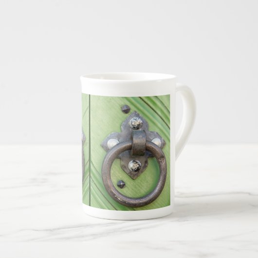 Alte Tür Porzellantasse (Vorderseite Rechts)