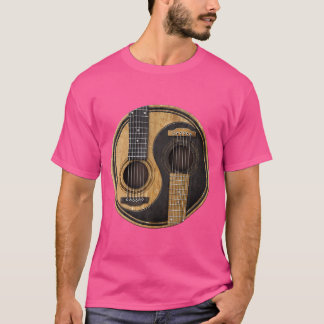 Alte und abgenutzte akustische Gitarren Yin Yang T T-Shirt