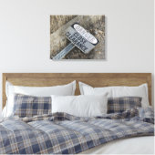 Alte verlassene Eisenbahn Sign Canvas Print Leinwanddruck (Insitu (Schlafzimmer))