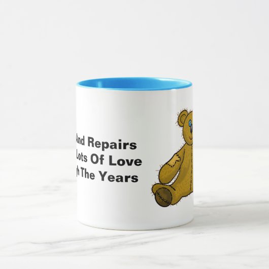 Alte, verübte, gepatchte Teddybären-Tasse Tasse (Zentrum)