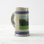 Alte verwitterte Scheune Bierglas (Vorderseite Links)