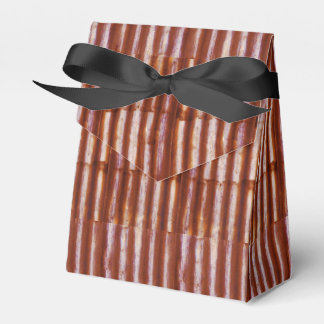 Alte Vintage-Rostige-Sperre Geschenkschachtel