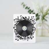 Alte Vinyl-Schallplatten und musikalische Noten (Stehend Vorderseite)