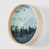 Alte Wasserfarbe mit Vogelmauer Uhr (Winkel)