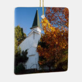 Alte weiße Kirche im Herbst Keramikornament (Rechts)