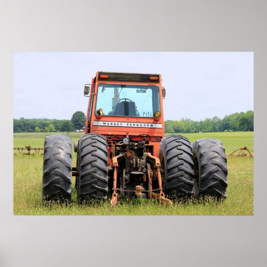 Alter 4 Hecktraktor in einem Feld Poster (Vorne)