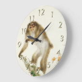 Alter Affe mit Kirsche im Herbst Große Wanduhr (Winkel)