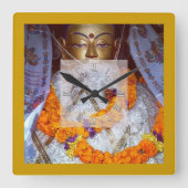 Alter Buddha mit Blume, Nepal Quadratische Wanduhr (Vorderseite)