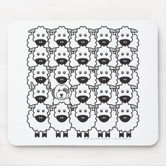 Alter englischer Schäferhund in den Schafen Mousepad (Vorne)