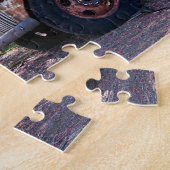 Alter Flachbett-LKW unter einem Baum Puzzle (Seite)