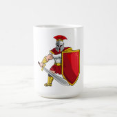 Alter Krieger mit Schwert und Schild in Helm an Kaffeetasse (Mittel)