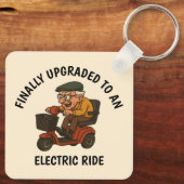 Alter Mann auf Scooter Schlüsselanhänger (Rückseite)