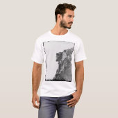 Alter Mann im T - Shirt (Vorne ganz)