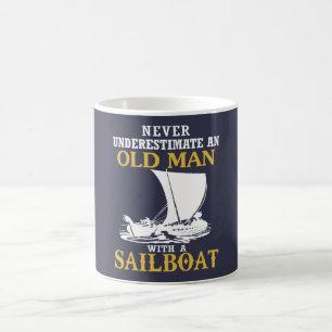 Alter Mann mit einem Segelboot Kaffeetasse