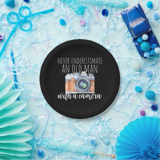 Alter Mann mit Kamera Pappteller (Party)