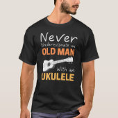 Alter Mann mit Ukulele T-Shirt (Vorderseite)