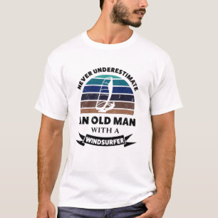 Alter Mann mit Windsurfer Funny Geschenk Vater T-Shirt